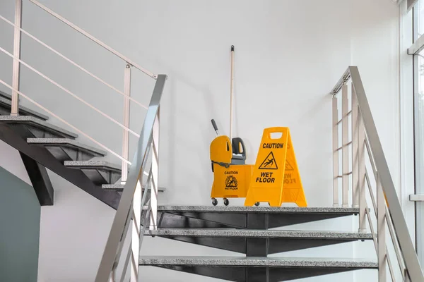 Stairs cleaning